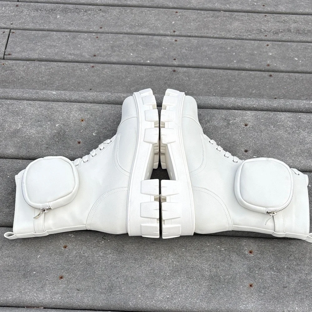 NWT Cape Robbin Women White Monalisa Combat Boots, Zippers, Pocket, Size 11 - Picture 8 of 17